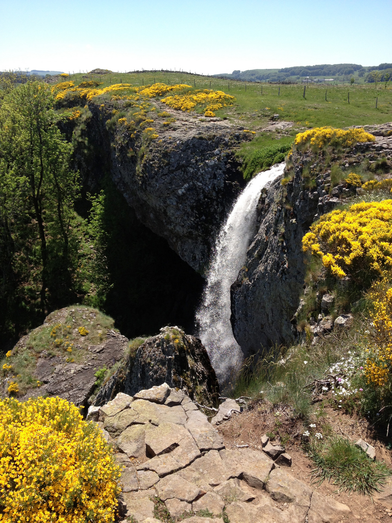 Cascade du Déroc - A. Gilles - OT Aubrac Lozérien