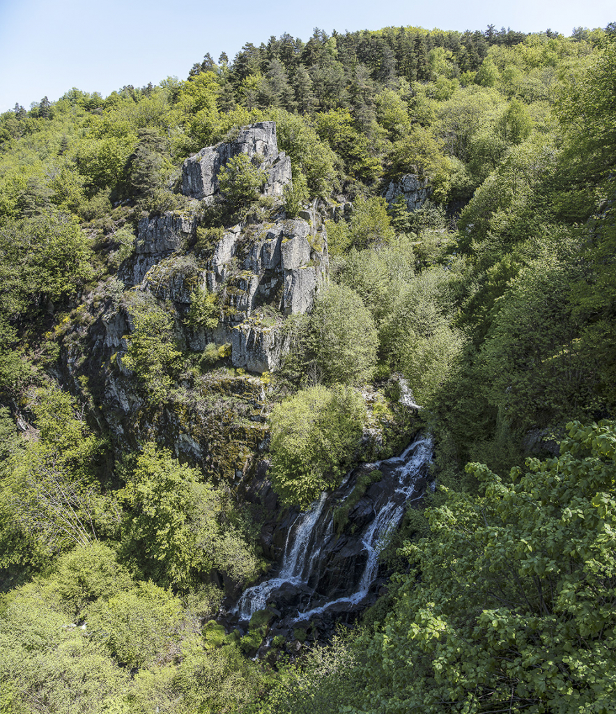 Le Saut du Chien, Montézic - A. Méraville - OT Aubrac Laguiole