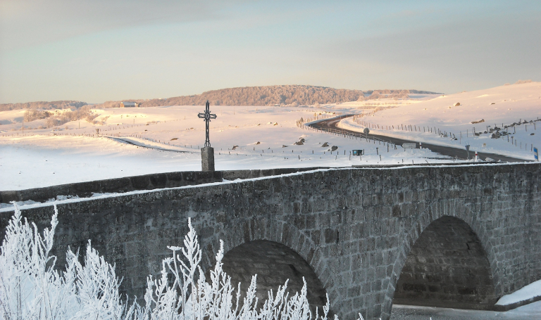 Pont de Marchastel - Sylvie Crueize - OT Aubrac Lozérien