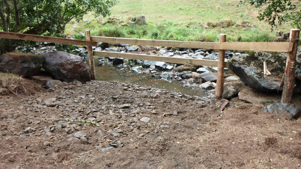 Point d'abreuvement sur l'Argence après travaux - PNR Aubrac