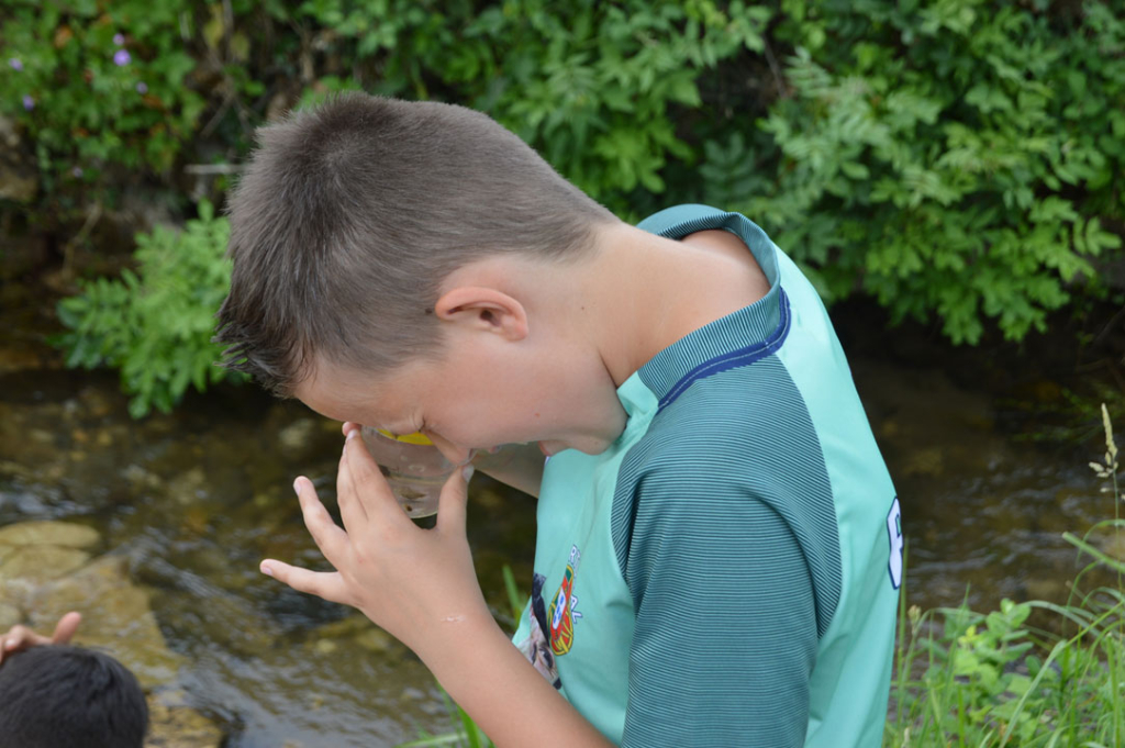 Sensibilisation du public sur la préservation des cours d'eau - PNR Aubrac