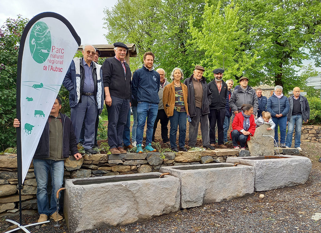 Inauguration de l'abreuvoir de Salgues - PNR Aubrac