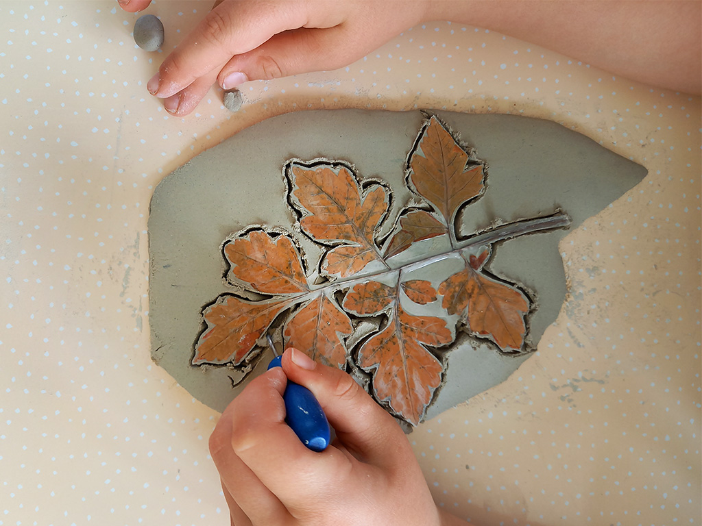 "Arbres d’ici et d’ailleurs", le projet École du Parc de l'école de Castelnau de Mandailles - PNR Aubrac
